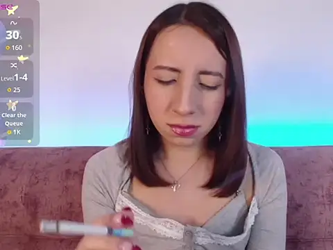 Miiaa doll online show from 02-17-26, 01:36