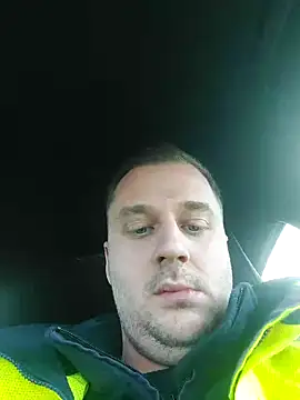 Snapshot of rickxxl32 chatting on 02-06-25, 11:31 rickxxl32 online show from 02-06-25, 11:31