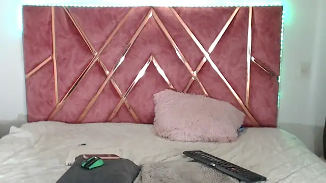 kattysanz1 online show from 09-21-25, 11:04