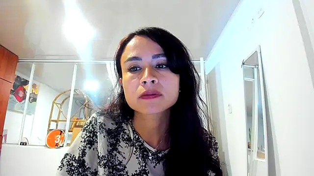 Snapshot of reme_ark23 chatting on 10-22-25, 04:23 reme ark23 online show from 10-22-25, 04:23