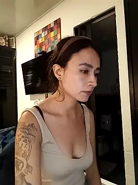 Snapshot of reme_ark23 chatting on 02-10-25, 11:02 reme ark23 online show from 02-10-25, 11:02