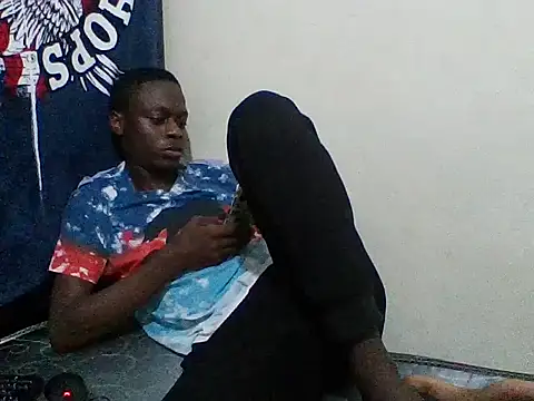 Snapshot of sexy4348 chatting on 11-05-25, 08:56 sexy4348 online show from 11-05-25, 08:56