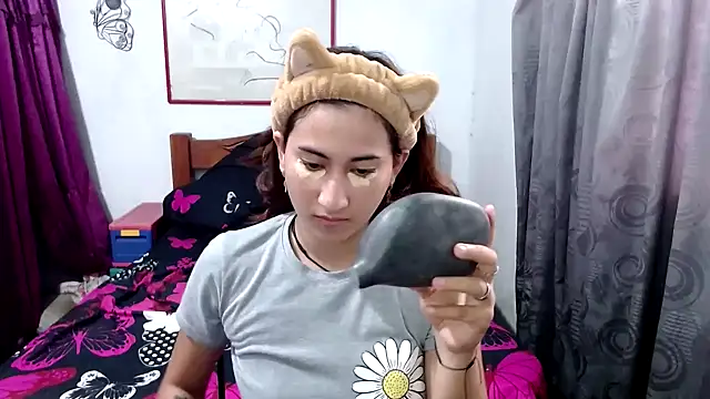 LadyMilk003 online show from 10-22-25, 03:44