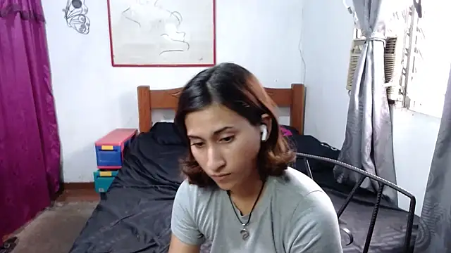 LadyMilk003 online show from 02-26-25, 04:27
