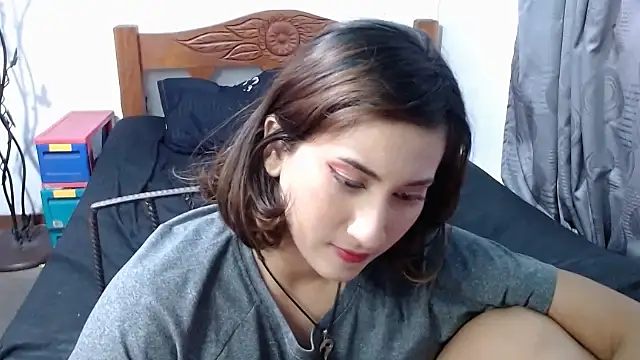 LadyMilk003 online show from 02-24-25, 07:52