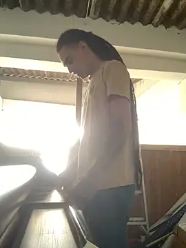 JovenDesobediente online show from 11-04-25, 07:50