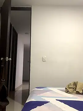 JovenDesobediente online show from 11-23-25, 04:44