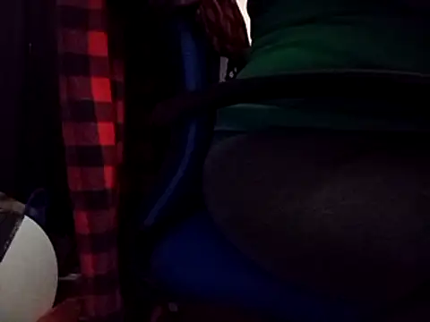 Snapshot of missthickness35_Pika chatting on 01-30-25, 10:08 missthickness35 Pika online show from 01-30-25, 10:08