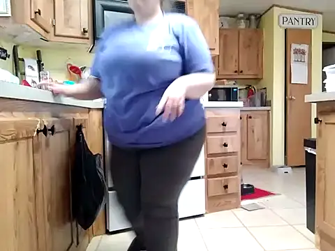 Snapshot of missthickness35_Pika chatting on 12-21-24, 05:39 missthickness35 Pika online show from 12-21-24, 05:39