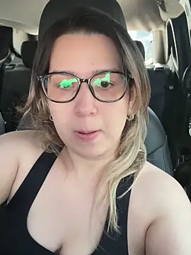 amooraaamoon online show from 11-10-25, 11:48