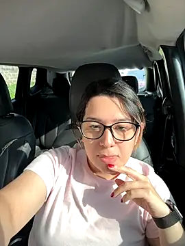 amooraaamoon online show from 11-15-25, 12:09