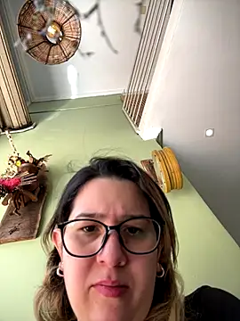 amooraaamoon online show from 10-17-25, 01:35