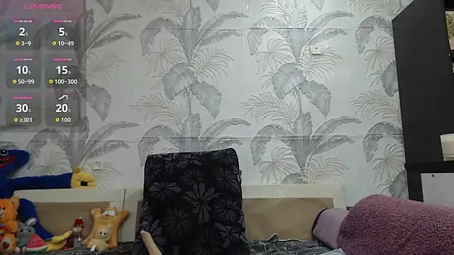 CamDiva113 online show from 06-17-26, 11:53