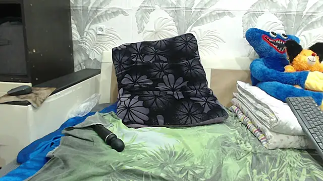 Snapshot of CamDiva113 chatting on 03-13-25, 02:23 CamDiva113 online show from 03-13-25, 02:23