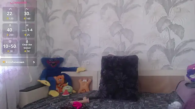 CamDiva113 online show from 05-04-26, 10:18