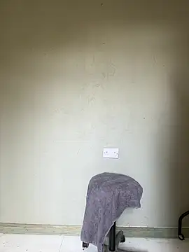 les-machinesxh online show from 04-08-26, 01:56