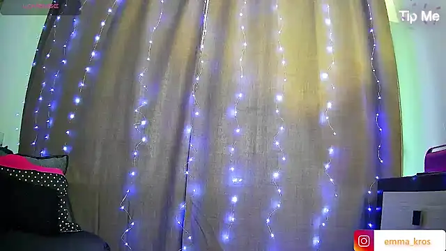EmmaKrosss online show from 05-11-26, 11:55