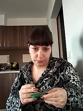 EmmaKrosss online show from 04-07-26, 05:42