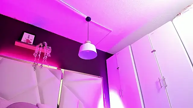 April bowie online show from 03-14-26, 11:38