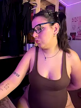 agoosvokk online show from 10-21-25, 06:57