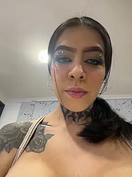 AbbyFtLuna online show from 10-05-25, 06:20