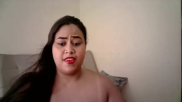 Snapshot of abril_sexy04 chatting on 06-02-26, 02:06 abril sexy04 online show from 06-02-26, 02:06