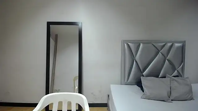 exotic karmella online show from 10-11-25, 08:43