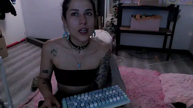 Hellen dumont online show from 03-27-26, 01:25