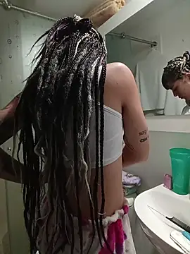 Hellen dumont online show from 10-31-25, 02:30