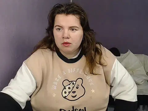 Snapshot of so_shy chatting on 10-07-25, 06:47 so shy online show from 10-07-25, 06:47