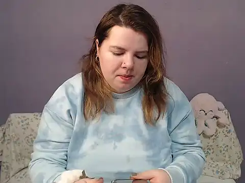 so shy online show from 11-29-25, 07:30