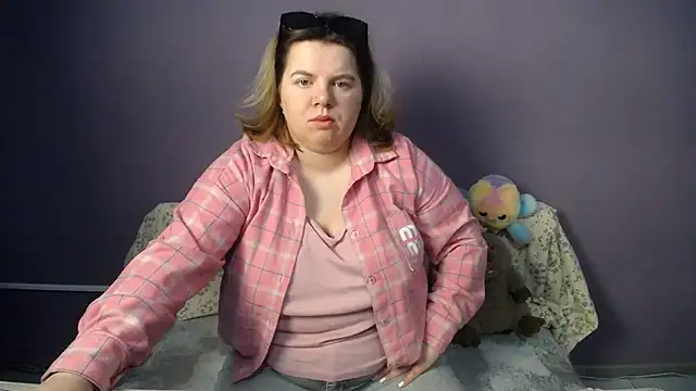 so shy online show from 05-23-26, 06:12