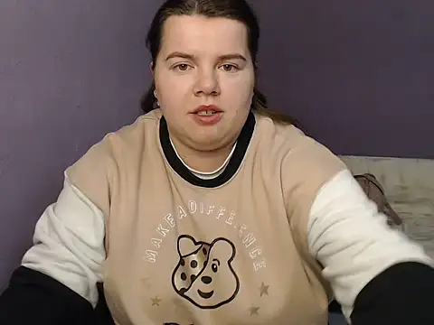 Snapshot of so_shy chatting on 09-30-25, 06:41 so shy online show from 09-30-25, 06:41