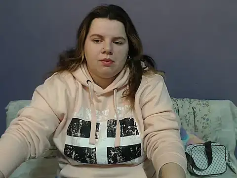 so shy online show from 11-21-25, 07:51