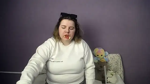 so shy online show from 03-23-26, 06:24