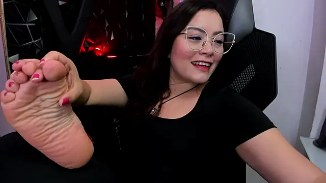 Snapshot of DarlingBDSM_ chatting on 05-23-26, 04:11 DarlingBDSM online show from 05-23-26, 04:11