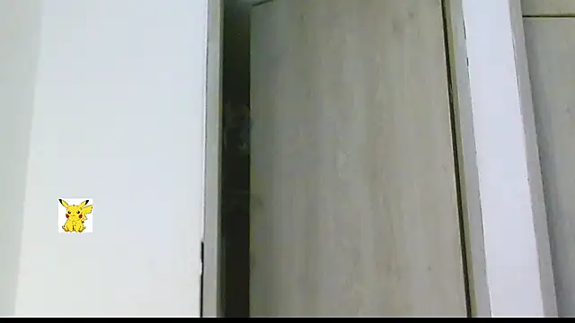 Snapshot of honey_skin chatting on 02-25-25, 08:21 honey skin online show from 02-25-25, 08:21