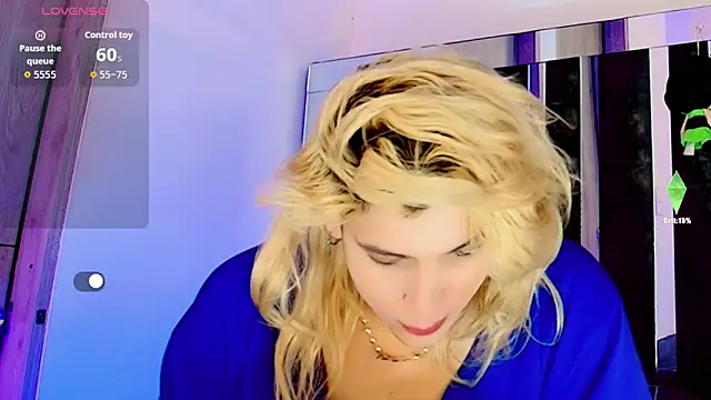 Snapshot of honey_skin chatting on 09-29-25, 10:37 honey skin online show from 09-29-25, 10:37