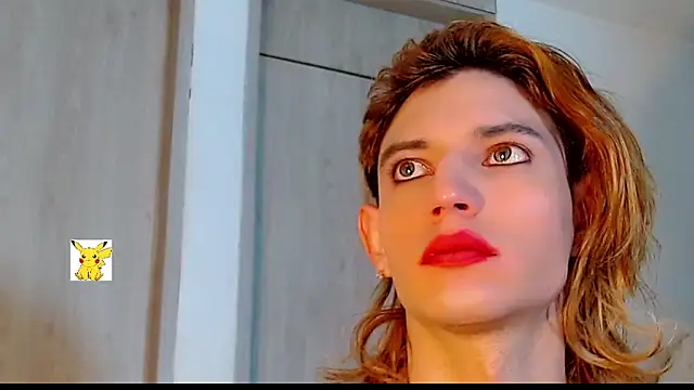 Snapshot of honey_skin chatting on 03-03-25, 12:12 honey skin online show from 03-03-25, 12:12