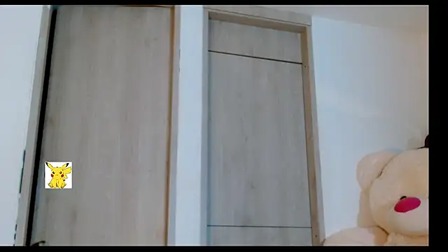 Snapshot of honey_skin chatting on 03-14-25, 10:50 honey skin online show from 03-14-25, 10:50