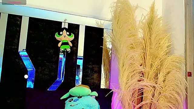 honey skin online show from 04-12-26, 08:23