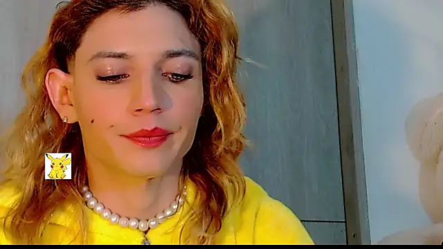 Snapshot of honey_skin chatting on 03-07-25, 04:46 honey skin online show from 03-07-25, 04:46