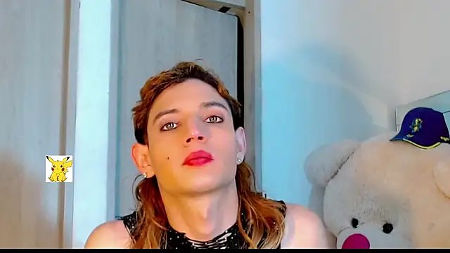 Snapshot of honey_skin chatting on 03-03-25, 03:32 honey skin online show from 03-03-25, 03:32