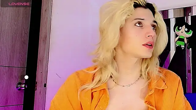 Snapshot of honey_skin chatting on 09-13-25, 10:48 honey skin online show from 09-13-25, 10:48