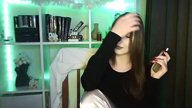 X Alisa online show from 01-12-26, 07:42