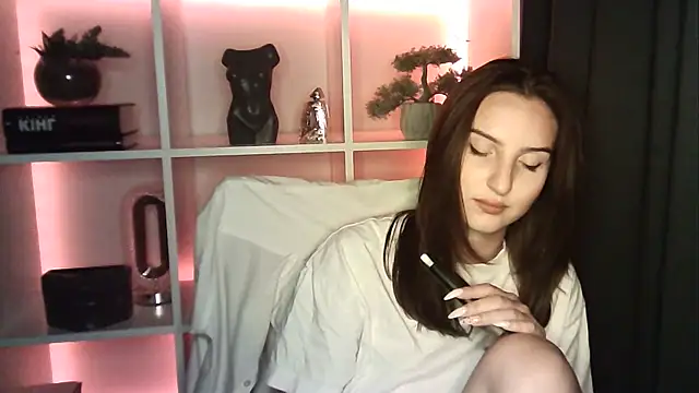 Snapshot of X_Alisa chatting on 07-15-26, 06:04 X Alisa online show from 07-15-26, 06:04
