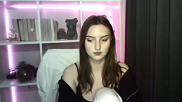 Snapshot of X_Alisa chatting on 10-12-25, 06:20 X Alisa online show from 10-12-25, 06:20