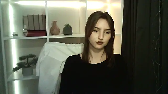 Snapshot of X_Alisa chatting on 03-12-25, 07:14 X Alisa online show from 03-12-25, 07:14