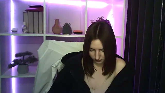Snapshot of X_Alisa chatting on 02-27-25, 07:26 X Alisa online show from 02-27-25, 07:26