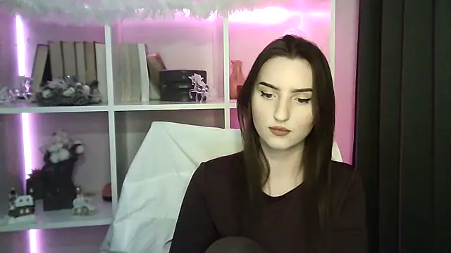 X Alisa online show from 12-17-25, 07:19